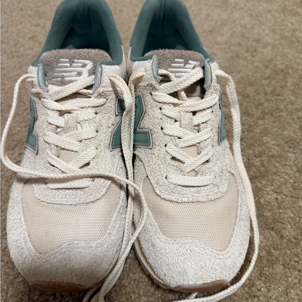 New Balance Off-White and Light Green 574s women’s 8.5